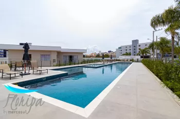 Condomínio Clube 2 dorm. 1 suíte e 2 vagas de garagem em Ingleses Norte